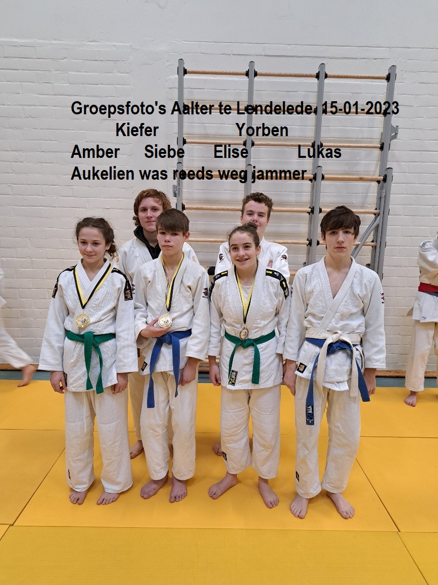 Groepsfoto U15 U 18 Lendelede 15 01 23